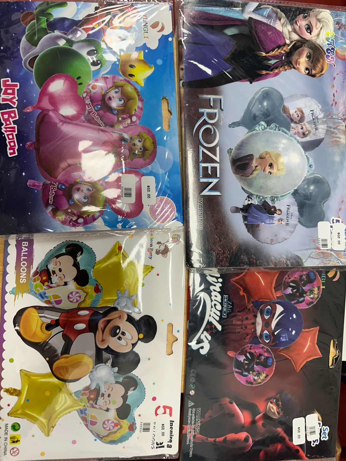 SET GLOBOS PERSONAJES